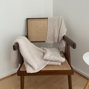 Parachute Home waffle towel set